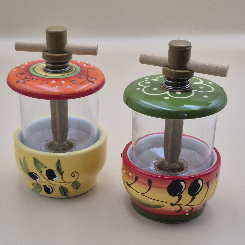 2 Le Cluny French Handpainted Ceramic Herb Mill/ Spice Salt Pepper Grinders - Picture 2 of 10